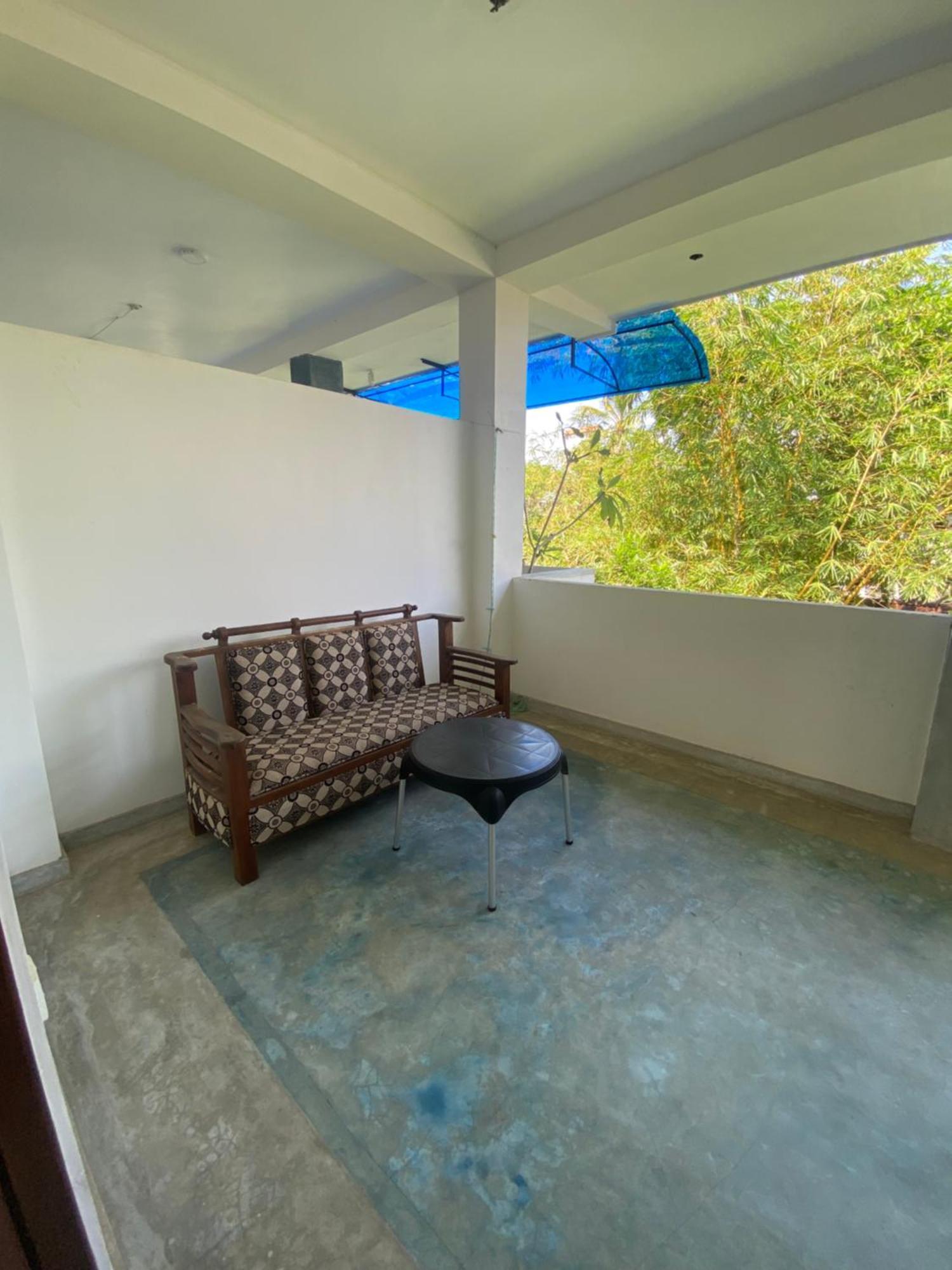 Araliya Suite Inn Hikkaduwa Ngoại thất bức ảnh