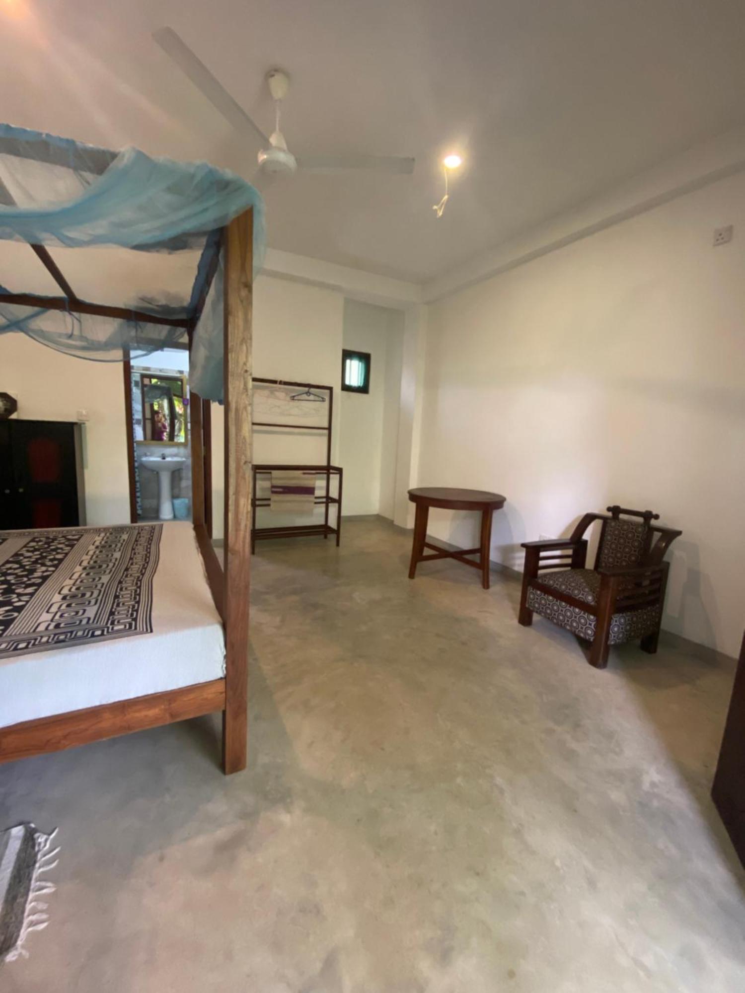Araliya Suite Inn Hikkaduwa Ngoại thất bức ảnh