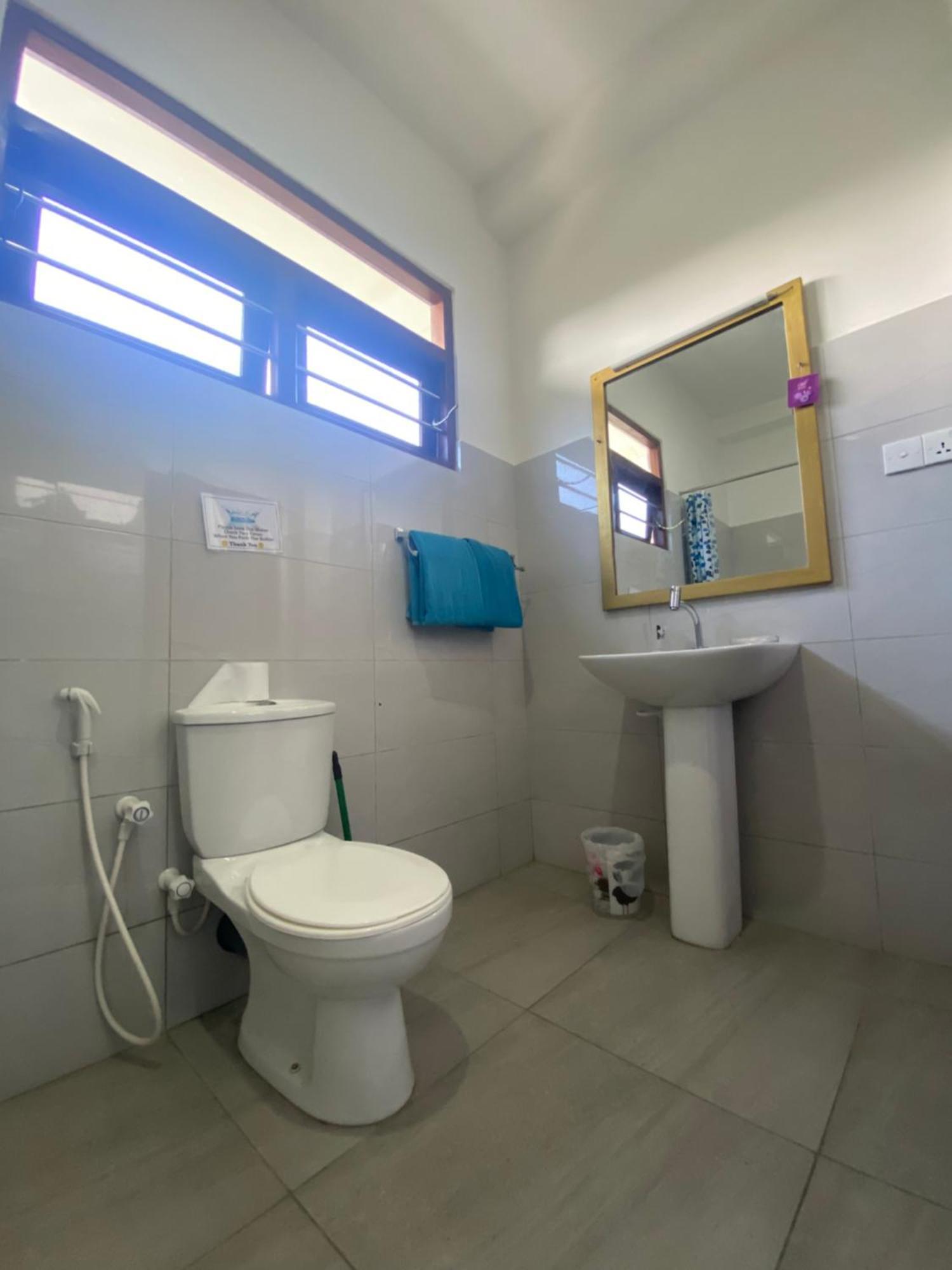 Araliya Suite Inn Hikkaduwa Ngoại thất bức ảnh