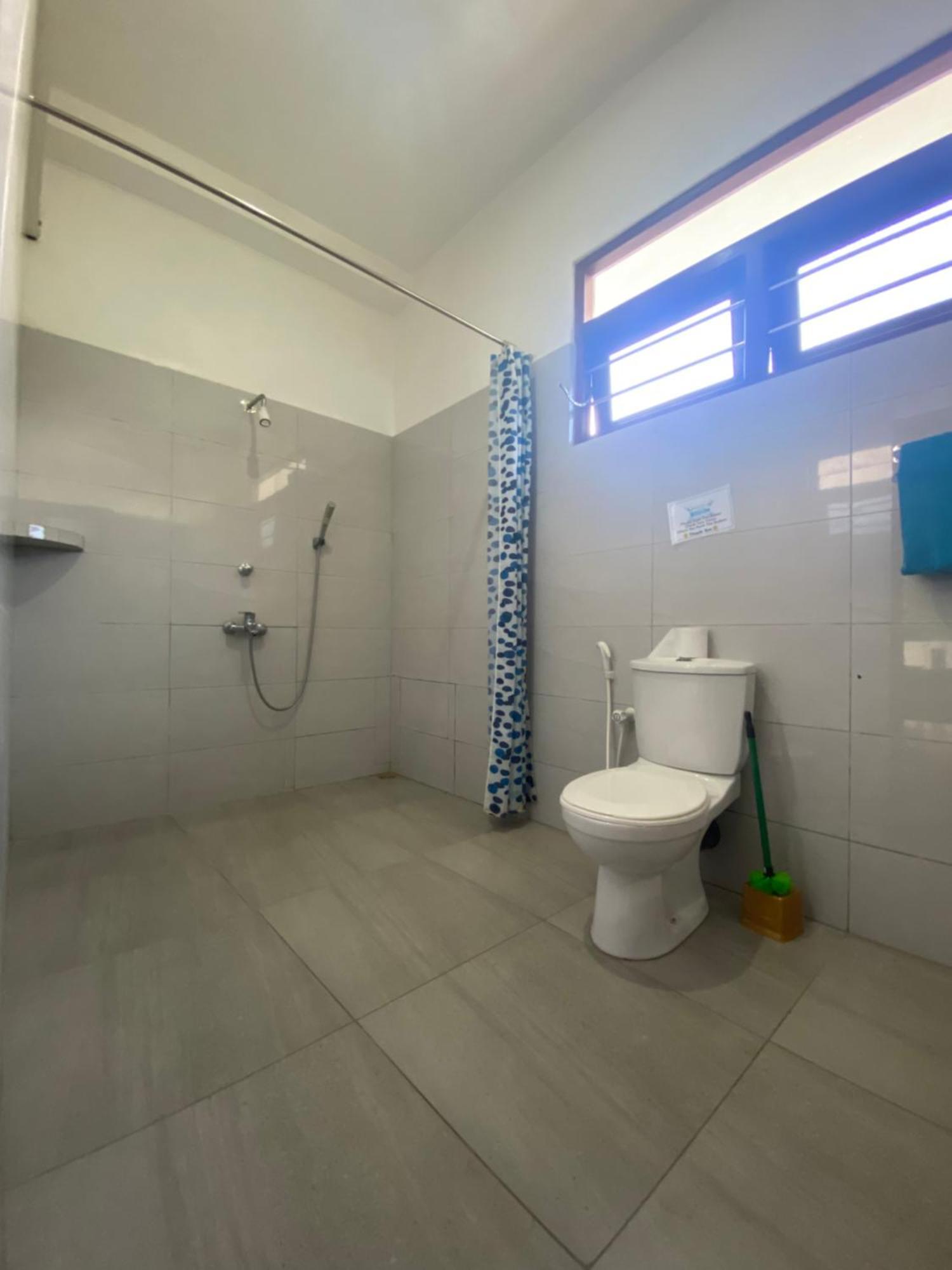 Araliya Suite Inn Hikkaduwa Ngoại thất bức ảnh
