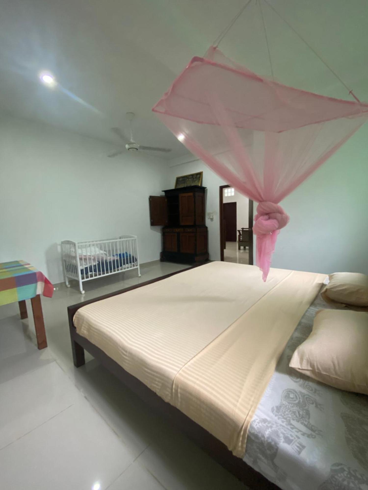 Araliya Suite Inn Hikkaduwa Ngoại thất bức ảnh